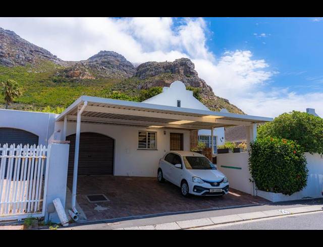 3 BEDROOM HOUSE FOR SALE IN LAKESIDE